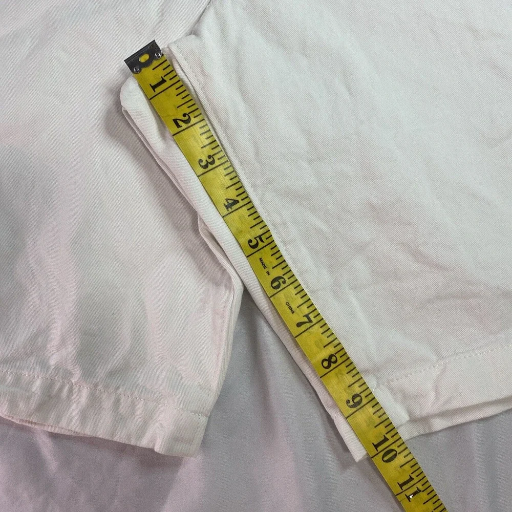 Dockers Shorts Classic Fit Cream Size 44 X 10”‎ Side Security Pocket Flat Front